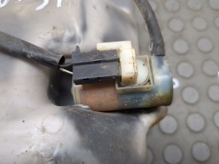 Бачок омывателя, ориг. номер MR502984, MR495770, MR517349, Mitsubishi Montero Sport 2000-2005
