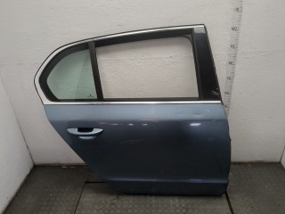 Замок двери правый задний Skoda Superb 2008-2013