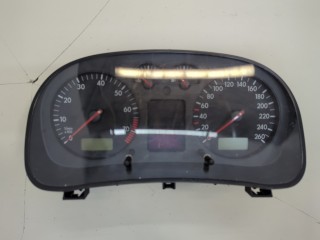 Щиток приборов (приборная панель) Volkswagen Golf 4 1997-2006