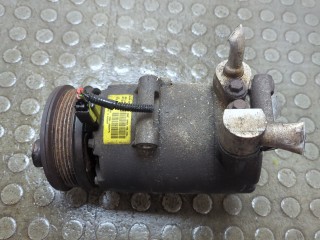 Компрессор кондиционера Ford Focus 2007-2011