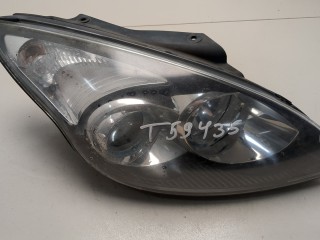 Фара (передняя) правая Hyundai i30 2010-2012