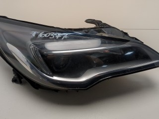 Фара (передняя) правая Opel Astra K 2015-2019