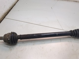 Полуось (приводной вал, шрус) правая передняя Audi A3 1996-2000