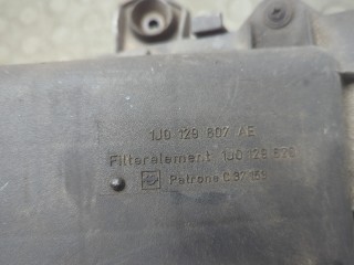Измеритель потока воздуха (расходомер), ориг. номер 038906461B, Volkswagen Golf 4 1997-2006