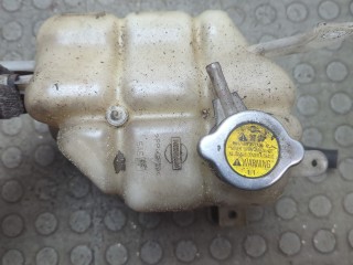 Бачок расширительный, ориг. номер 21710EB31A, Nissan Navara 2001-2007