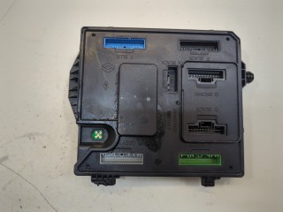 Блок управления бортовой сети (Body Control Module) Renault Megane 2006-2009