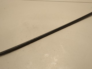Молдинг стекла (лобовое) правое, ориг. номер 3C0854327J, Volkswagen Passat 2005-2010