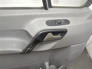 Стекло форточки двери левое переднее, ориг. номер A9067250009, Mercedes Sprinter 2006-2014