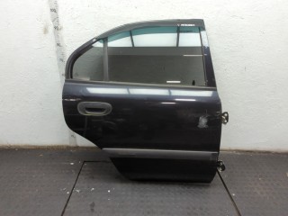 Дверь боковая (легковая) правая задняя Mitsubishi Carisma 1999-2004