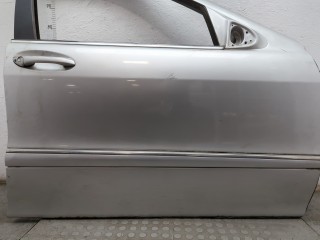 Дверь боковая (легковая) правая передняя, ориг. номер A2207200205, Mercedes S W220 1998-2002