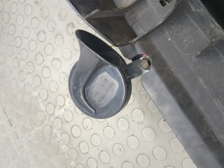 Рамка капота, ориг. номер 532050D901, Toyota Yaris 2005-2009