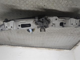 Рамка капота, ориг. номер 532050D901, Toyota Yaris 2005-2009