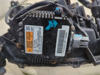 Фара (передняя) левая, ориг. номер 260608H725, Nissan X-Trail (T30) 2004-2007