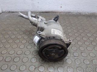 Компрессор кондиционера, ориг. номер 5K0820803, 5K0820803X, Volkswagen Golf 6 2008-2012