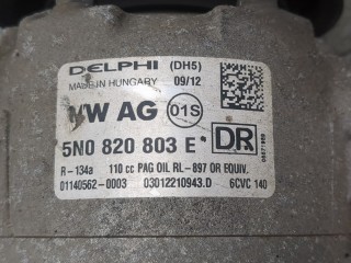 Компрессор кондиционера, ориг. номер 5K0820803, 5K0820803X, Volkswagen Golf 6 2008-2012