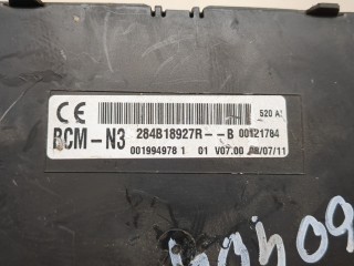 Блок управления бортовой сети (Body Control Module), ориг. номер 284B18927R, Renault Master 2010-2014