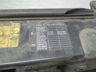 Рамка передняя (телевизор), ориг. номер DIN500020, Land Rover Discovery 2004-2009