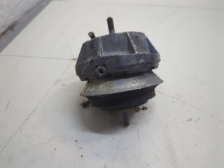 Подушка крепления двигателя Audi A6 2001-2005