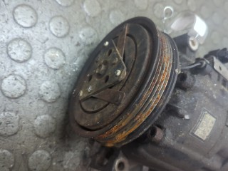 Компрессор кондиционера, ориг. номер 92600AU010, Nissan X-Trail (T30) 2000-2004