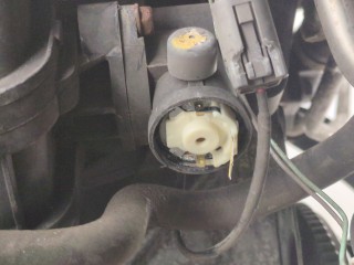 Компрессор кондиционера, ориг. номер BBP261450A, Mazda 3 2006-2009