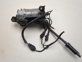 Компрессор воздушный (пневмоподвески), ориг. номер 4E0616007C, Audi A8 2007-2010