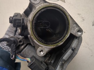 Заслонка дроссельная, ориг. номер LR001001, 6G9Q9E926BA, Land Rover Freelander 2 2006-2010