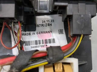 Блок управления бортовой сети (Body Control Module), ориг. номер 3AA937087R, Volkswagen Passat 2011-2015