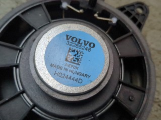 Динамик, Volvo XC40 2022-2026