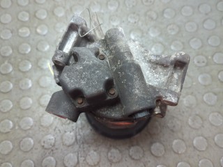 Компрессор кондиционера, ориг. номер 8831002390, Toyota Auris 2006-2010