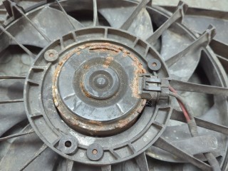 Вентилятор радиатора, ориг. номер 5137713AA, 5137717AB, Chrysler 300C 2004-2011