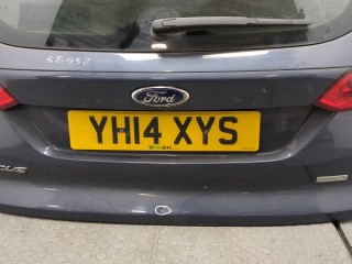 Фонарь крышки багажника правый, ориг. номер 1775986, BM5113A602BC, Ford Focus 2011-2015