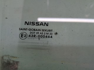 Стекло боковой двери правое переднее, ориг. номер 803009U000, Nissan Note E11 2008-2013