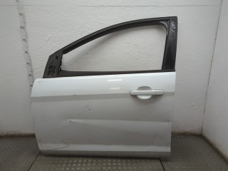 Стекло боковой двери левое переднее Ford Focus 2007-2011