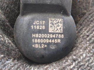 Форсунка топливная, ориг. номер 8200294788, 166009445R, 166001225R, Renault Scenic 2009-2012
