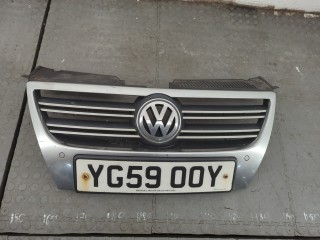 Решетка радиатора Volkswagen Passat 2005-2010
