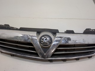 Решетка радиатора Opel Zafira B 2008-2014