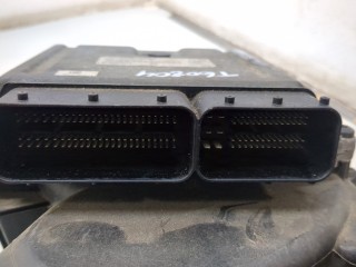 Блок управления двигателем, Volvo XC70 2004-2007