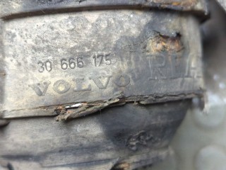 Подушка крепления двигателя, ориг. номер 30666175, Volvo V70 2000-2004