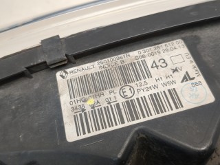 Фара (передняя) правая, ориг. номер 260100961R, Renault Captur 2012-2017