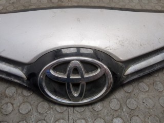 Решетка радиатора, Toyota Avensis 3 2015-2018
