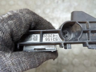 Кронштейн бампера левый задний, ориг. номер 5215642020, Toyota RAV 4 2015-2019