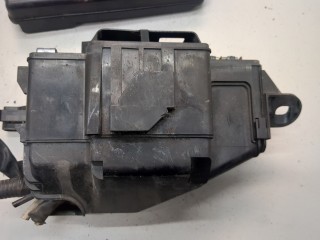 Блок предохранителей, ориг. номер 8274226050, 8266226200, Toyota Hiace 2004-2010
