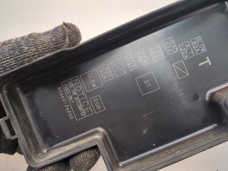 Блок предохранителей, ориг. номер 8274226050, 8266226200, Toyota Hiace 2004-2010