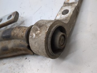 Рычаг подвески левый передний, ориг. номер 54501BU000, Nissan Almera Tino 2003-2006