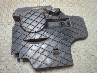 Накладка декоративная на ДВС Mercedes C W204 2011-2015