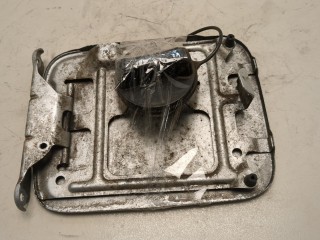 Лючок бензобака, Nissan Serena (C26) 2010-2013