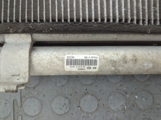 Радиатор кондиционера, ориг. номер 976062H010, KIA Cee'd 2010-2012