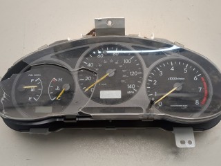 Щиток приборов (приборная панель) Subaru Impreza 2002-2005