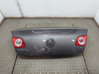 Фонарь крышки багажника левый Volkswagen Passat 2005-2010