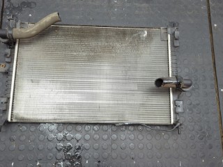 Радиатор охлаждения двигателя, ориг. номер 9809141780, Citroen C4 Picasso 2013-2016